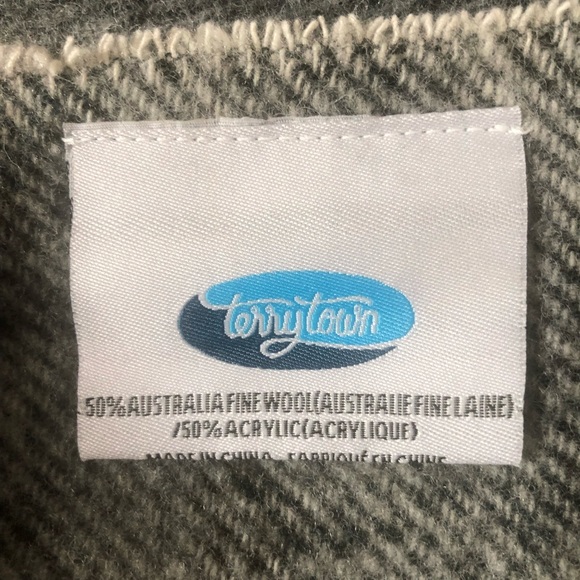 Terrytown Maryville university wool blend Buffalo check throw blanket - Picture 9 of 10